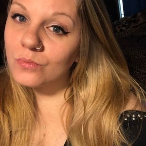 Meet your Posher, Katrina